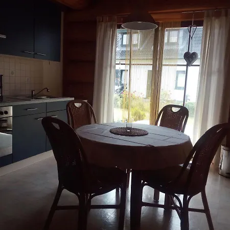 公寓 Quaint Attic In With Terrace